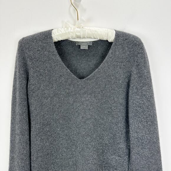 Ann Taylor Cashmere Sweater Long Sleeve Metallic Gray Classic Minimalist XS - Picture 2 of 10